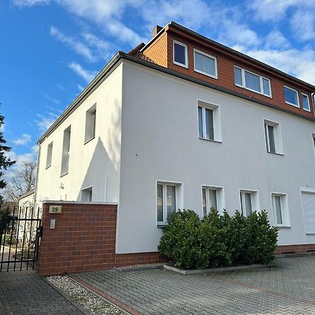 Rosewood - Apartment By Comfort Housing Falkensee Eksteriør bilde
